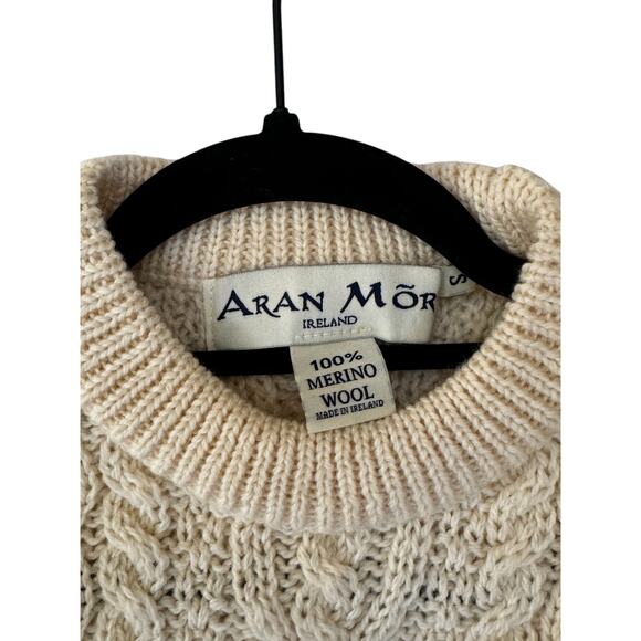 Aran Mõr Vintage Irish Wool Sweater - Picture 5 of 8